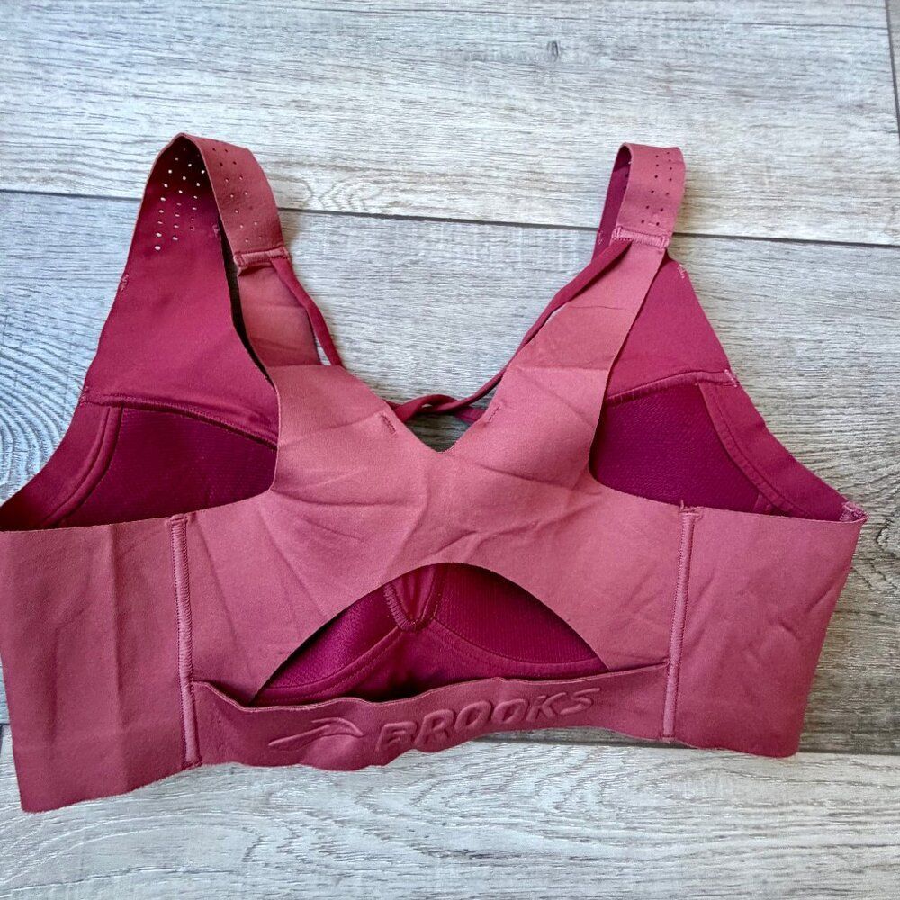 Brooks Workout Running Bra Supportive Active Lifestyle Power Bands Stretchy - Picture 2 of 6